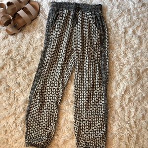 American Eagle🌼 Style Joggers